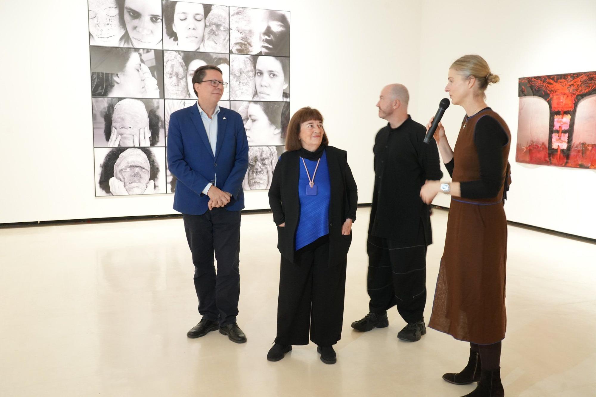 Azkuna Zentroa muestra una retrospectiva de la artista bilbaina Marisa González, una adelantada a su tiempo