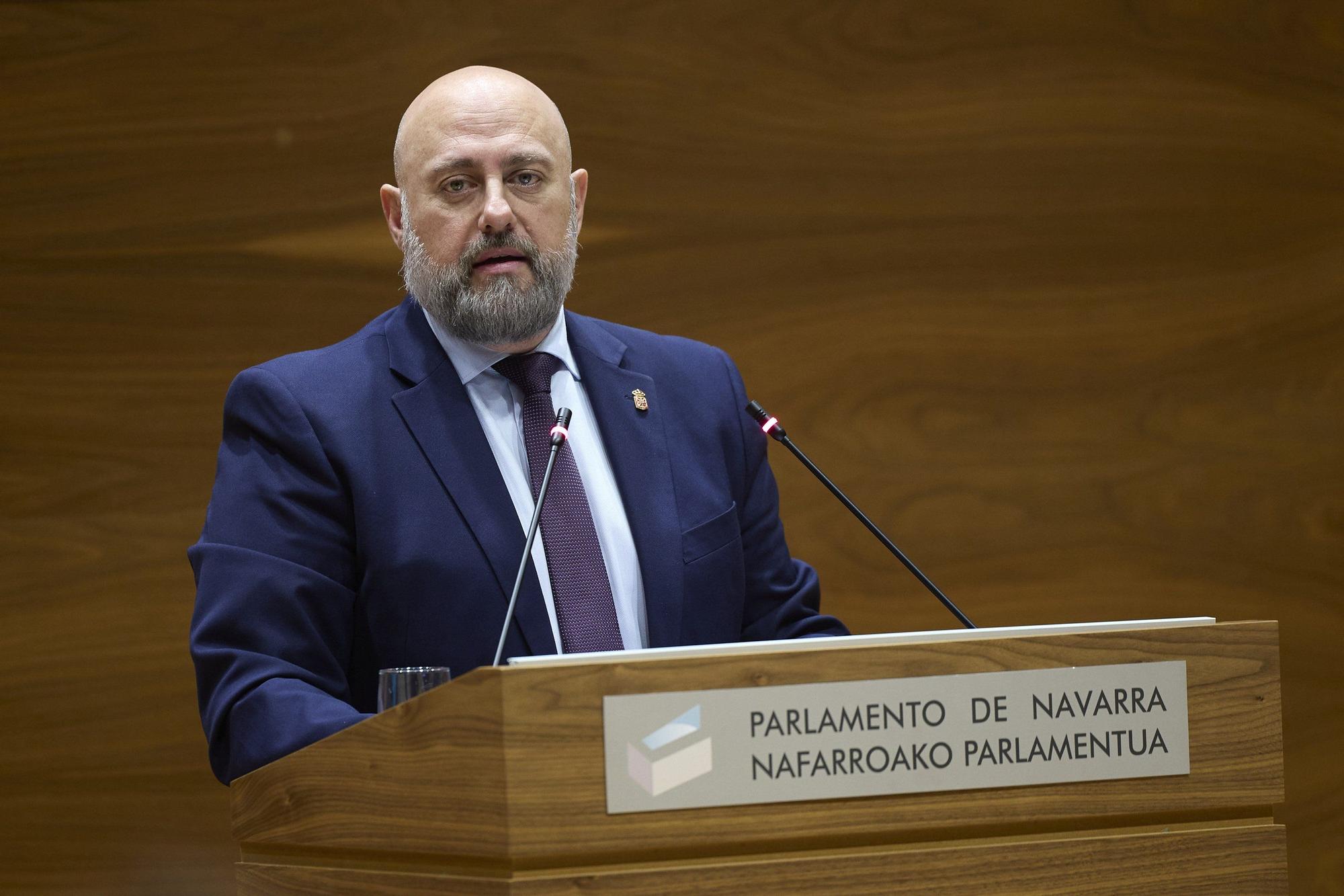 Fotos del pleno del Parlamento de Navarra del 27 de noviembre