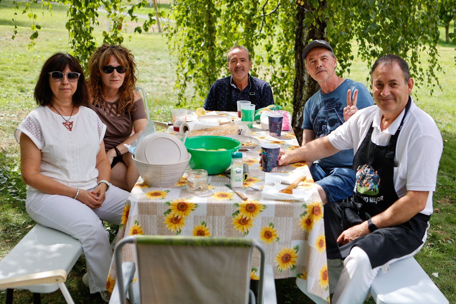 Fotos de la paellada de Mendillorri y de los calderetes de Berriozar este domingo