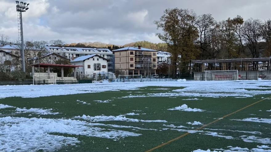 El Beti Kozkor-Aoiz de Tercera, suspendido por la nieve