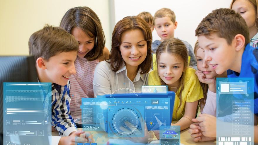Utilizar la IA como apoyo a la enseñanza de la lectura adelanta un mes el aprendizaje