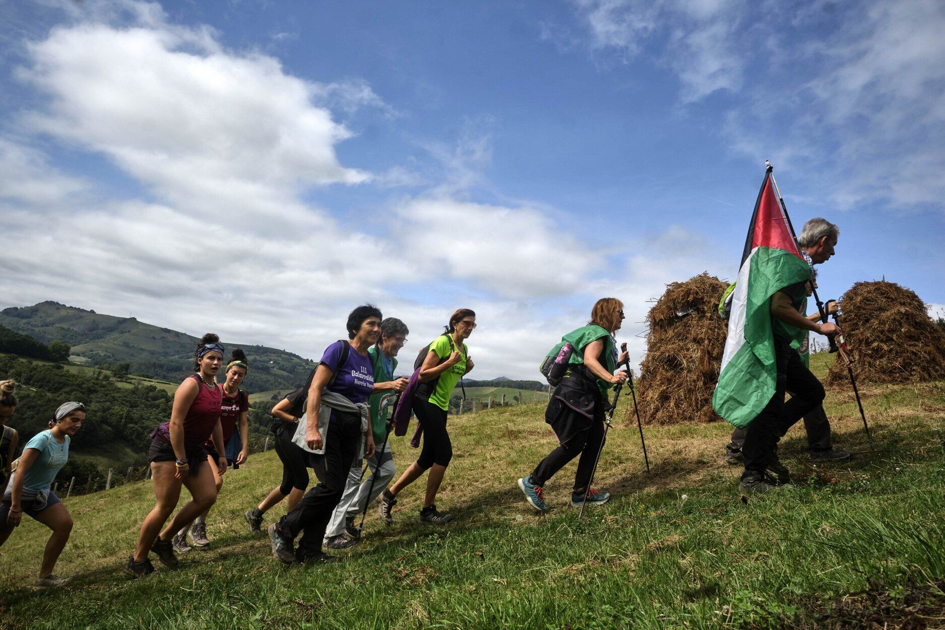 Fotos de la séptima etapa de la marcha propalestina por Navarra, desde Eltzaburu hasta Doneztebe