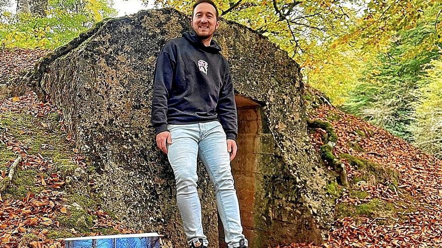 Javi Cotelo presenta su primera novela en Aurizberri-Espinal