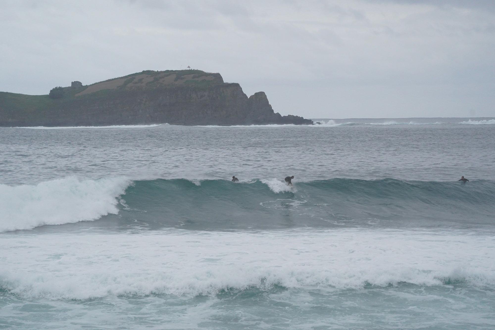 En imágenes: "La comunidad del surf está como loca, suele haber pocos días al año con olas como estas"