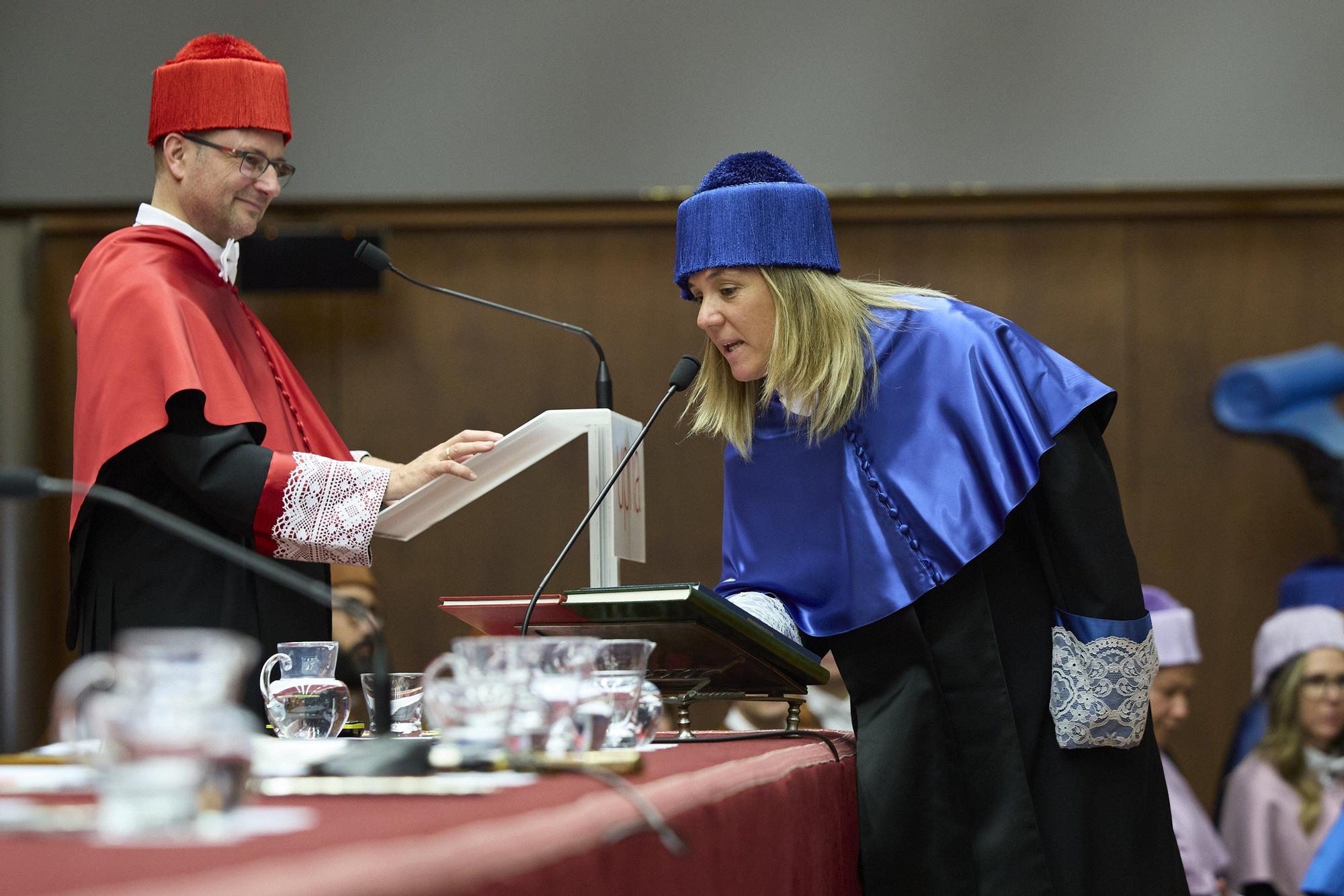 Fotos del homenaje de la UPNA a las personas que llevan 25 años trabajando en la Universidad
