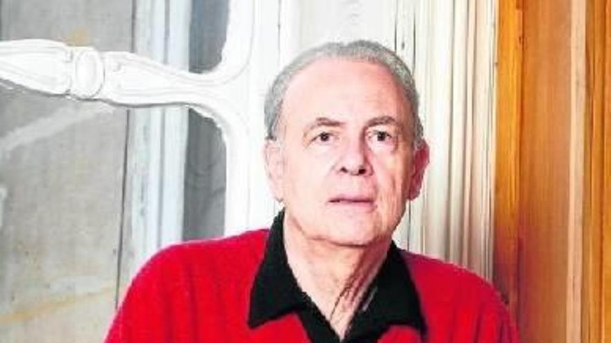 El escritor suma todos los premios importantes de su país, además del Nobel.