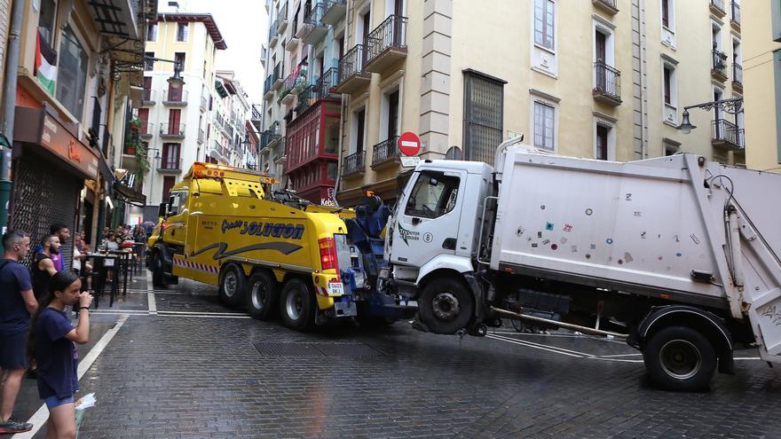 Pamplona expresa el pesar de la ciudad por la tragedia de Navarrería y ofrece todos sus recursos a las víctimas