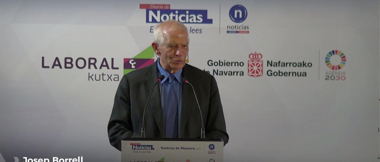 Josep Borrell, ex presidente del Parlamento europeo, durante su intervención en el encuentro 'Geopolítica y economía' con María Chivite y organizado por DIARIO DE NOTICIAS