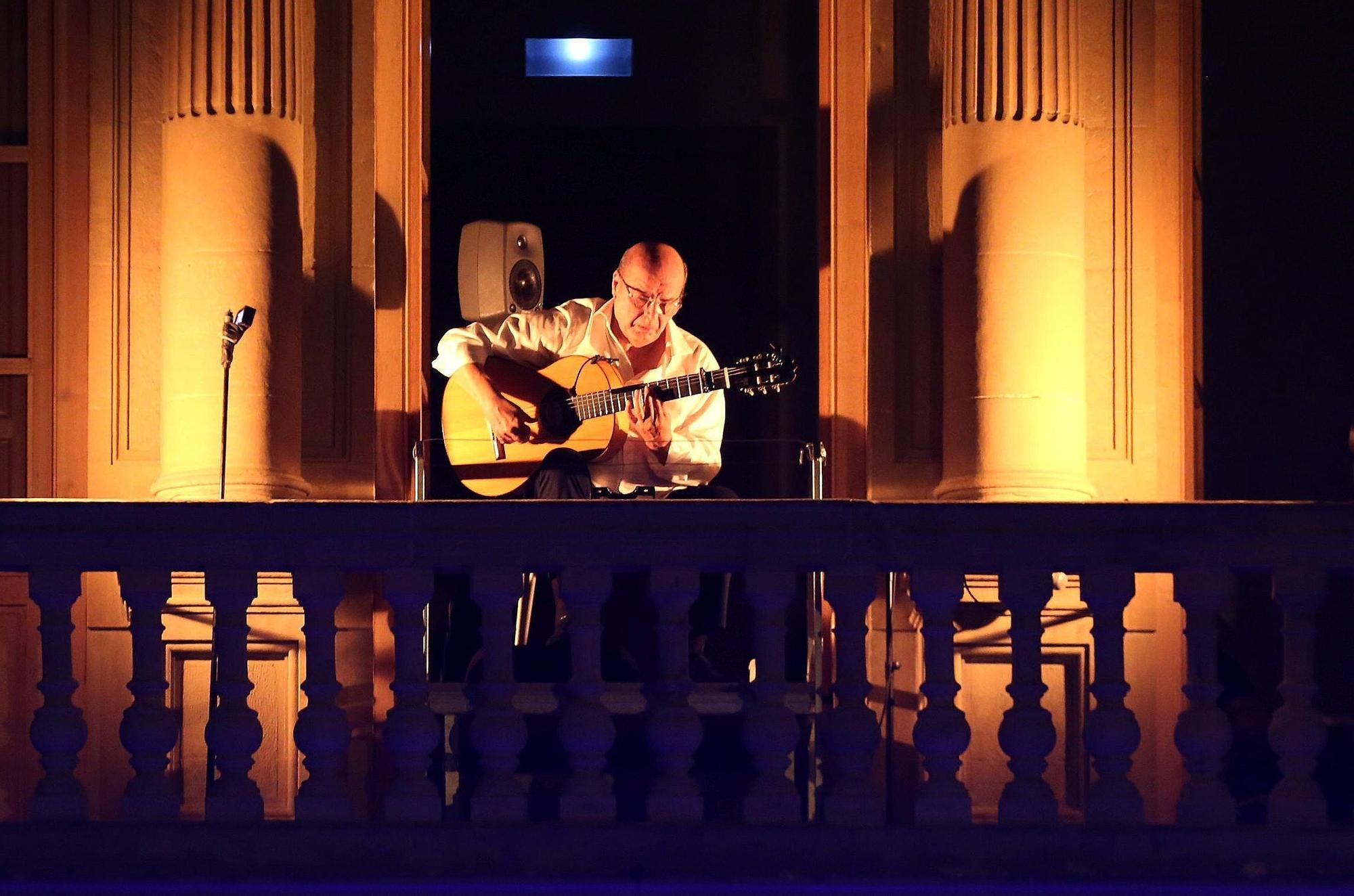 Actuación del guitarrista Miguel Vargas en el Flamenco On Fire