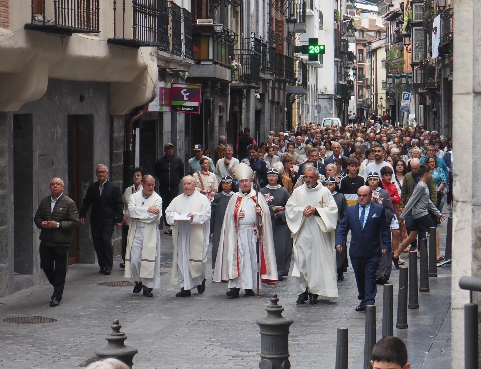 Azkoitia-Virgen-Urrategi-75-Aniversario999.JPG