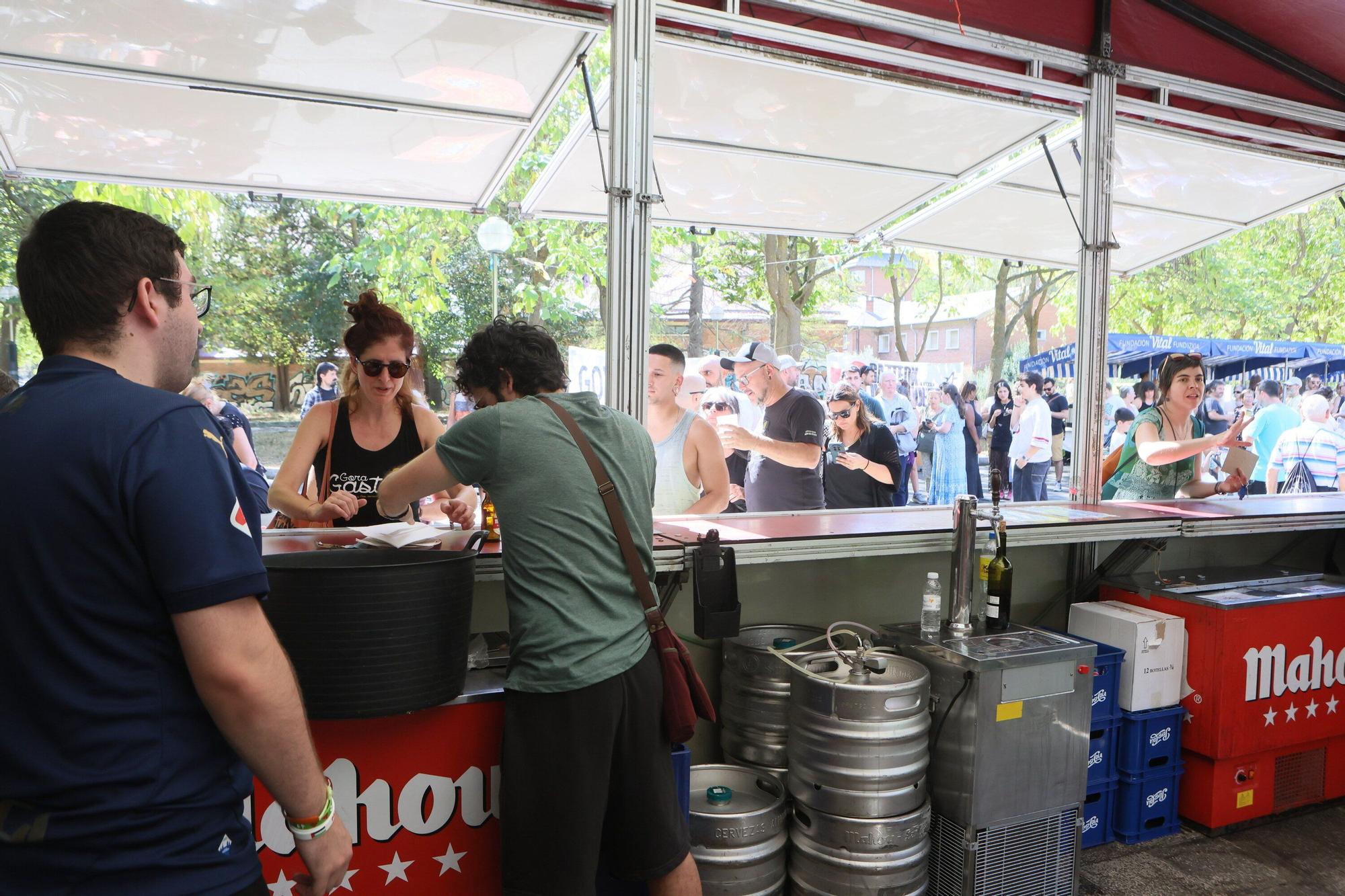En imágenes: Sabor y ritmo en fiestas de Zaramaga