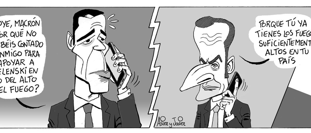La tira de Asier y Javier del viernes 15 de agosto de 2025