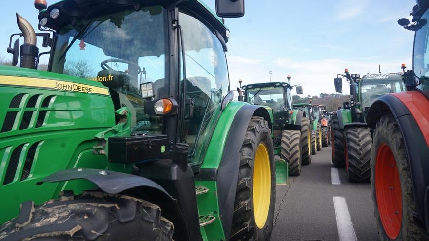 Tractorada: Los baserritarras de Hego Euskal Herria se unirán en una “gran manifestación” el 19 de marzo en Gasteiz