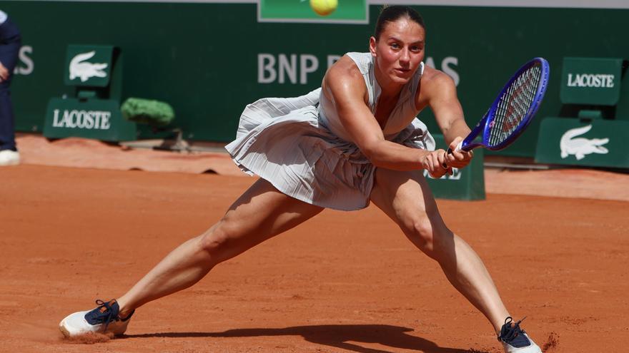 La ucraniana Kostyuk rompe a llorar en Roland Garros: "Esta mañana un misil cayó a 100 metros de mi casa"