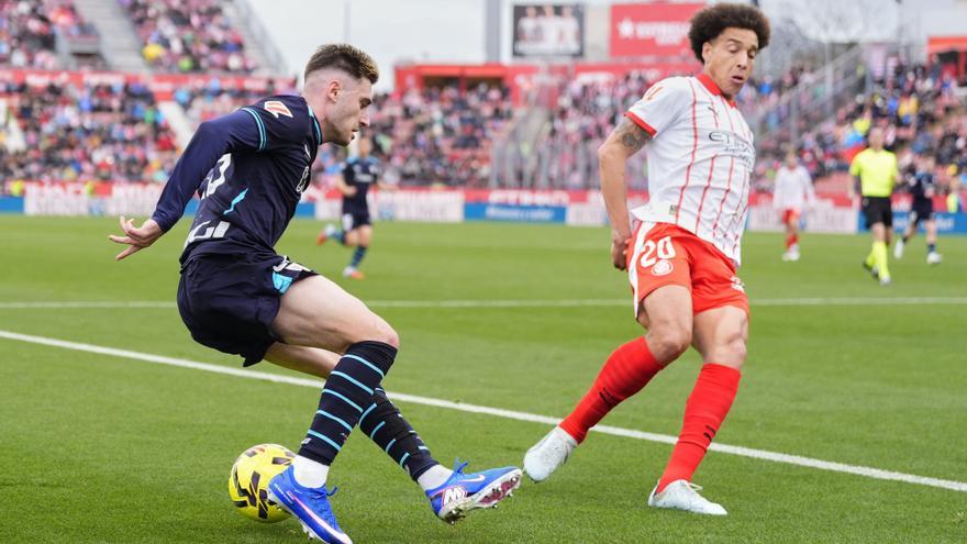 La banda derecha, un lamento permanente