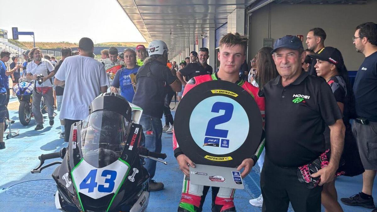 Hodei Martínez, tras la carrera en el Circuito de Jerez.  | FOTO: CEDIDA