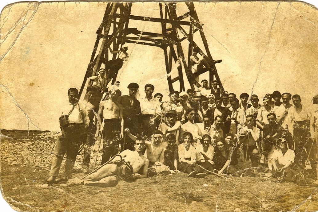 Expedición del Club Deportivo Bilbao en 1920 a la Cruz de Gorbea, la tercera, la actual