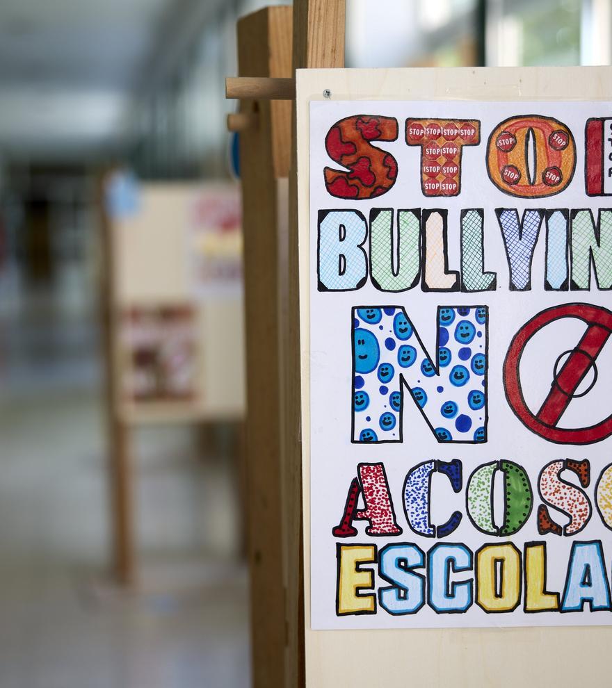 Bullying a gran escala