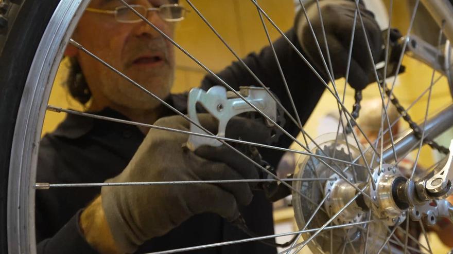 Civivox Pompelo acoge este miércoles una nueva sesión de ‘Bizitxoko’, el espacio para arreglar bicis en Pamplona