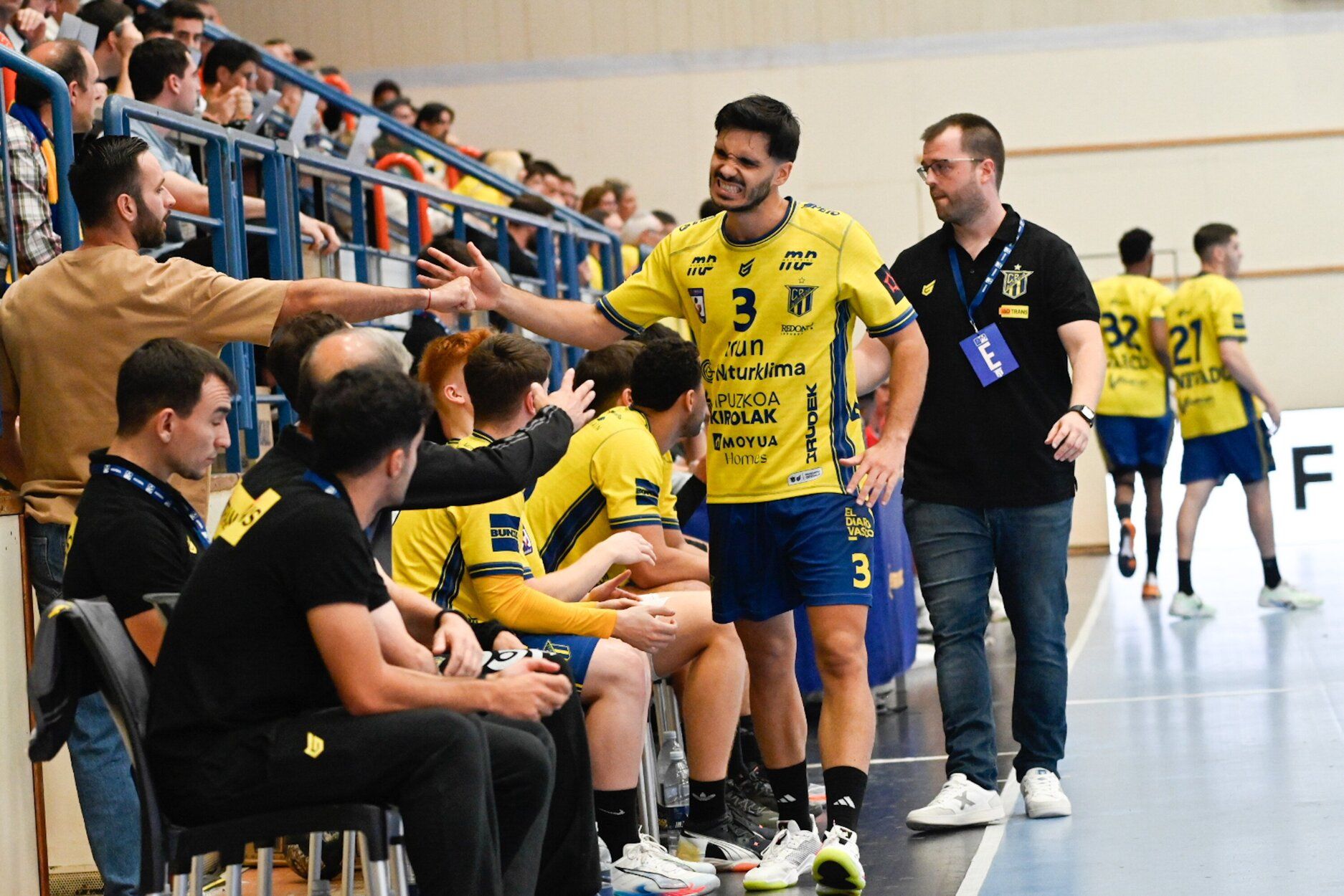 [Fotos] Las mejores imágenes del CD Bidasoa - Bada Huesca