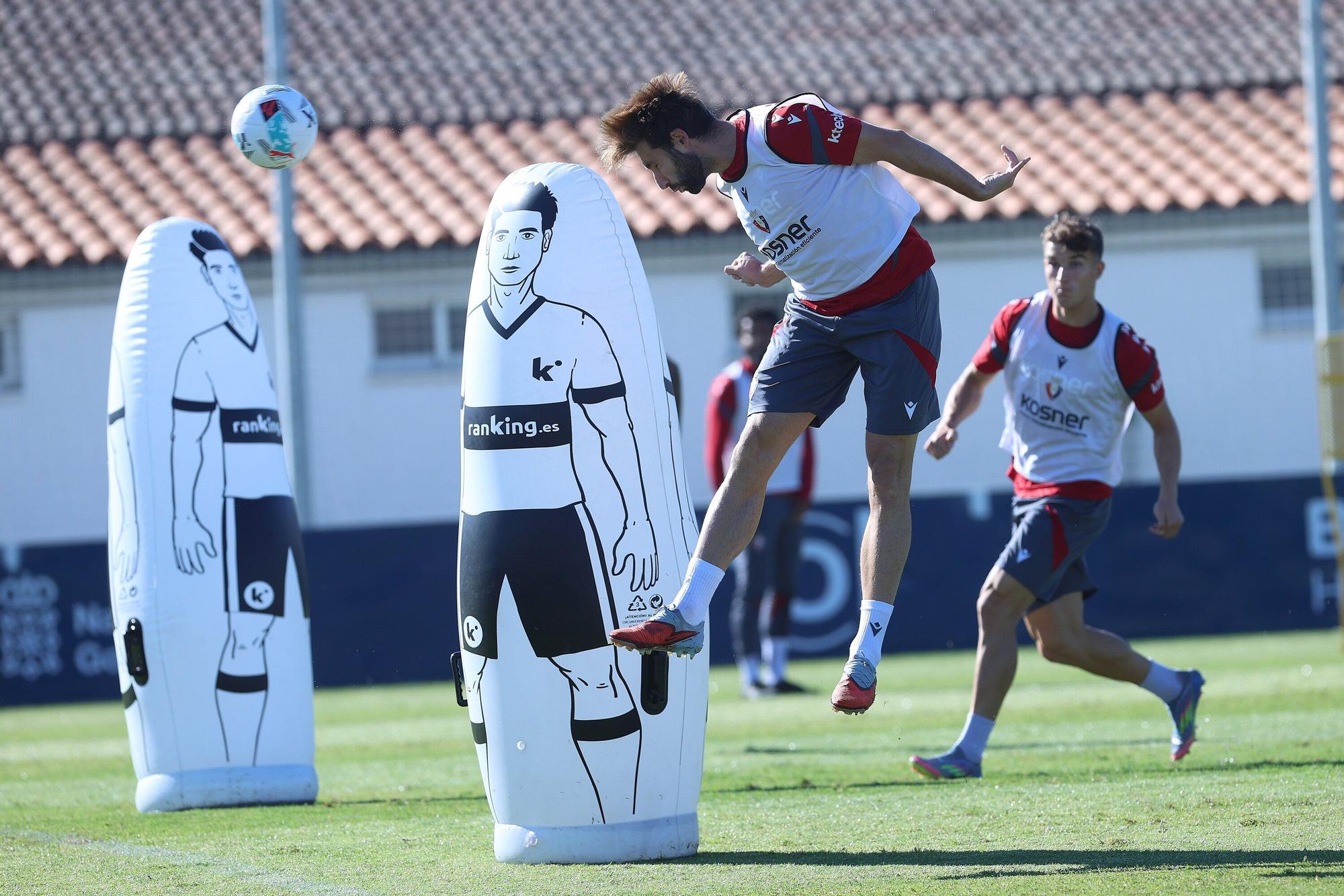 Fotos del entrenamiento de Osasuna (miércoles 8 de octubre de 2025)