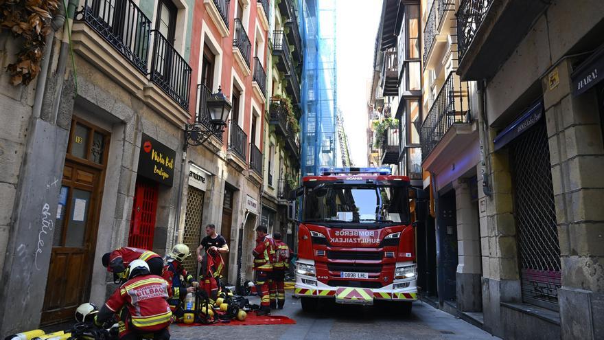 Susto en el Casco Viejo de Bilbao por el incendio en un piso