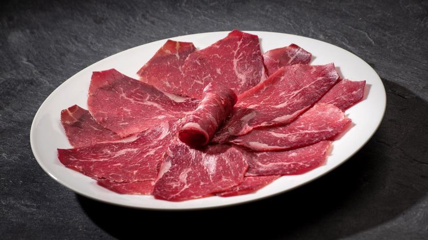 Cecina de León, los secretos de la carne de humo