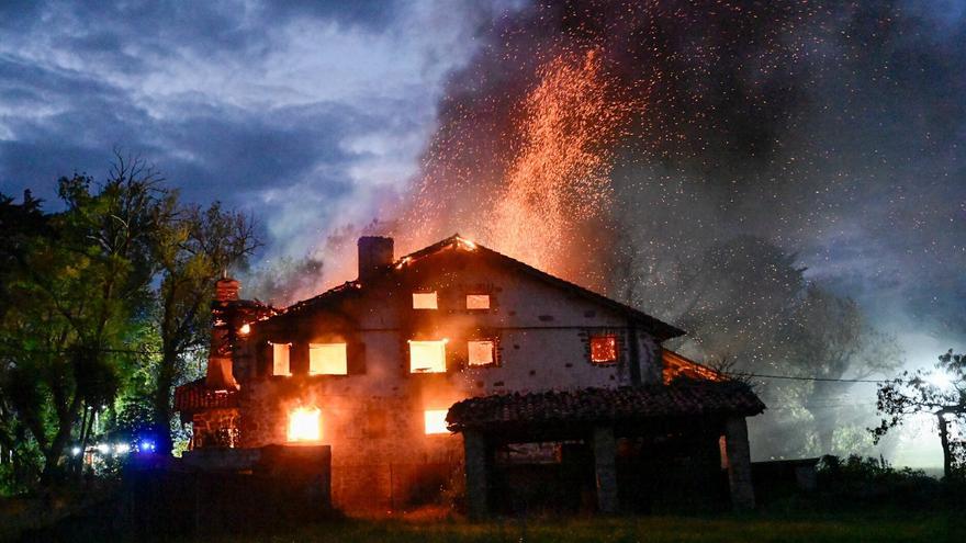 Segundo incendio en menos de un mes en Zumaia