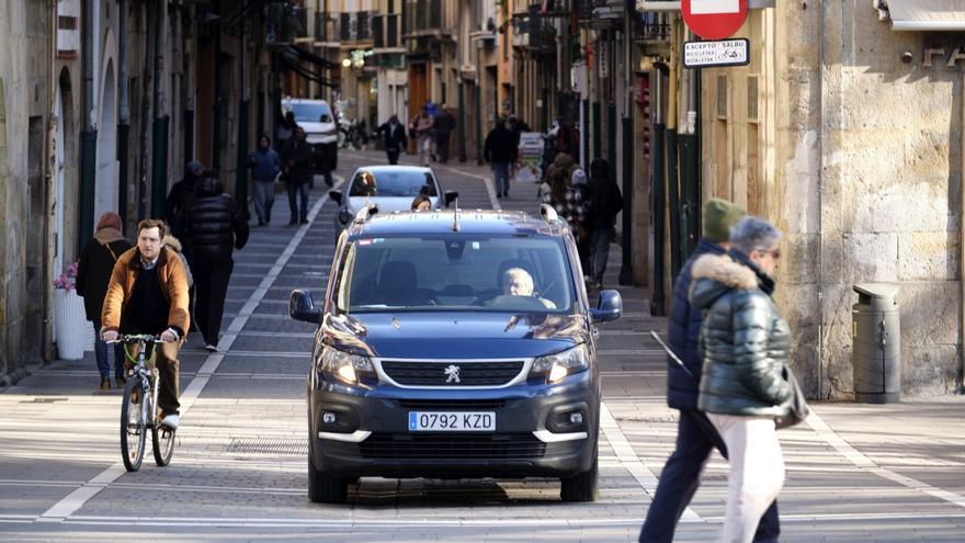 Menos coches y menos emisiones: la ZBE de Pamplona evita 0,3 toneladas de CO₂ al día