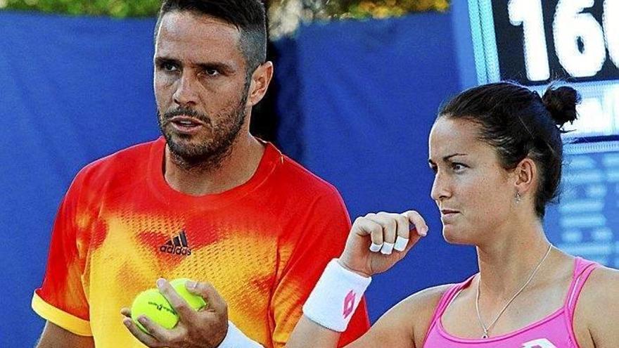 David Marrero y Lara Arruabarrena durante el partido.