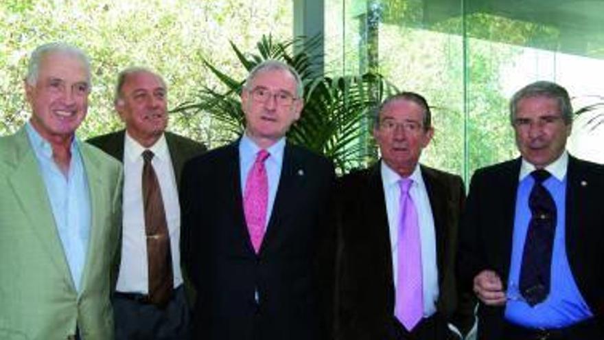 Fermín López, Tomás Amann, José Ramón Gorostiza, Ángel Rodríguez y José Ramón Rui-Wamba.