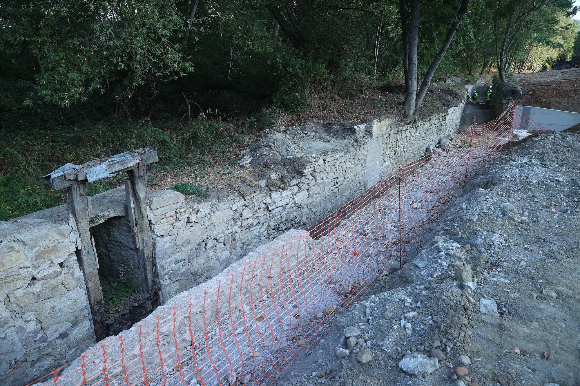 La reserva fluvial del molino de Ilundáin toma forma con la limpieza del canal y los movimientos de tierra