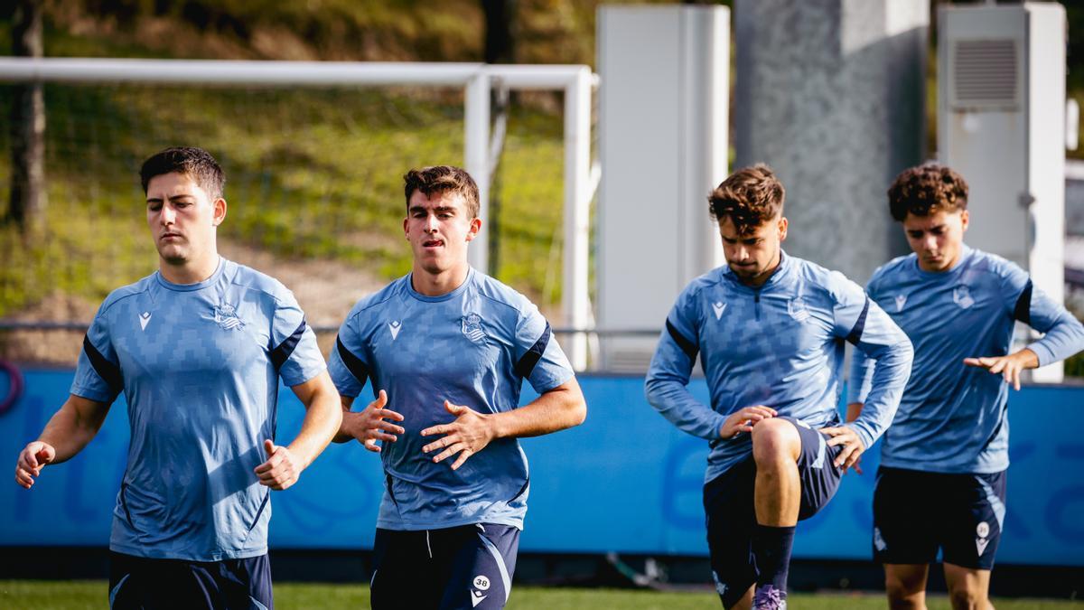 Peru Rodríguez, Astiazarán, Balda y Dani Díaz en el entrenamiento de Zubieta.