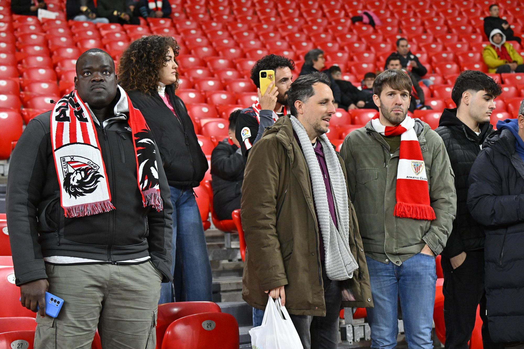 En imágenes: ¿Has estado en San Mamés viendo el Athletic-Real Oviedo? Búscate en nuestra galería de fotos