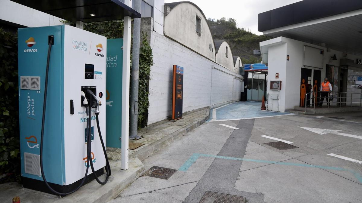 Las electrolineras son cada vez más numerosas en Gipuzkoa.