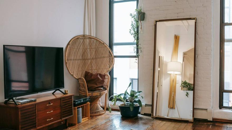 Ni armario ni cajones: el mueble de Primark que pone orden y espacio en salones pequeños por 30 euros