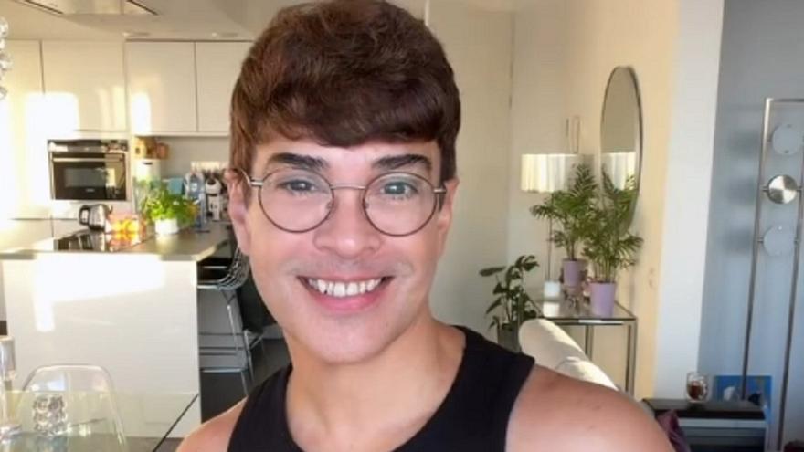 El influencer de 58 años que parece que tiene 20: así lo consigue