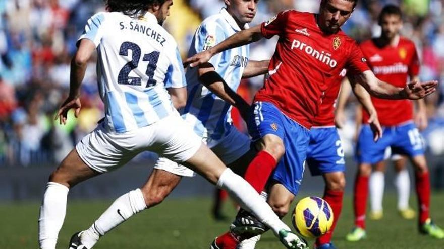 El Málaga se vuelve a atascar en la Rosaleda y el Zaragoza toma oxigeno