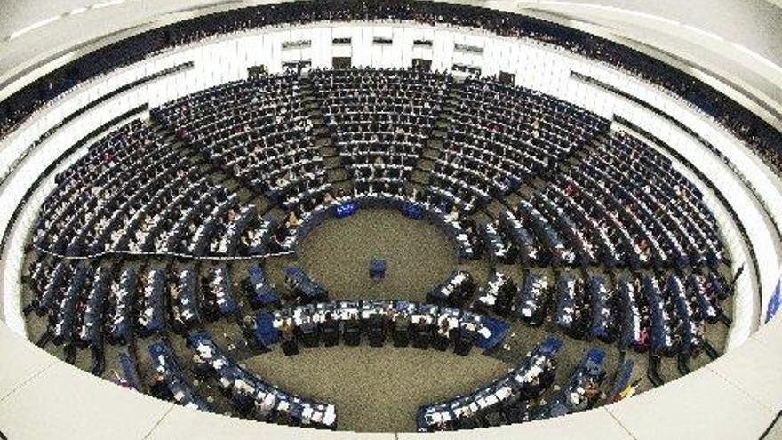 Aprobado el envío de 1.200 millones en ayuda urgente a Ucrania