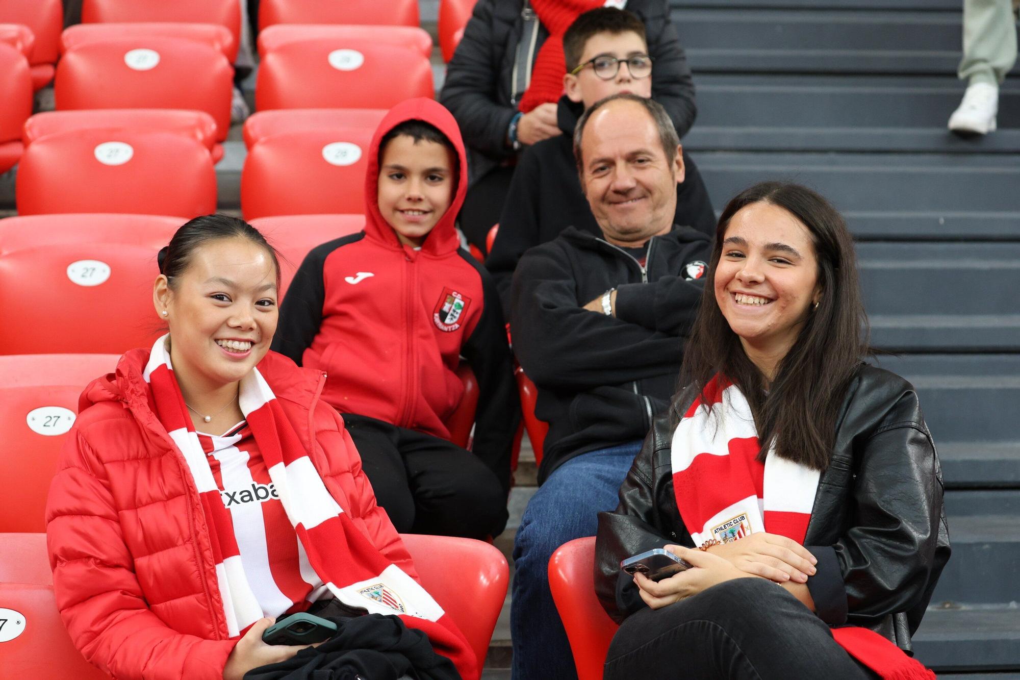 En imágenes: búscate en nuestra galería de la grada del Athletic-Getafe