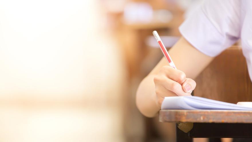 Pamplona destina 1,19 millones a la atención socioeducativa en domicilios hasta 2027, con el objetivo de reducir las situaciones de desprotección infantil