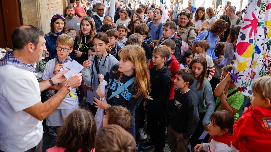 Fotos del lanzamiento del cohete txiki de fiestas de Villava-Atarrabia