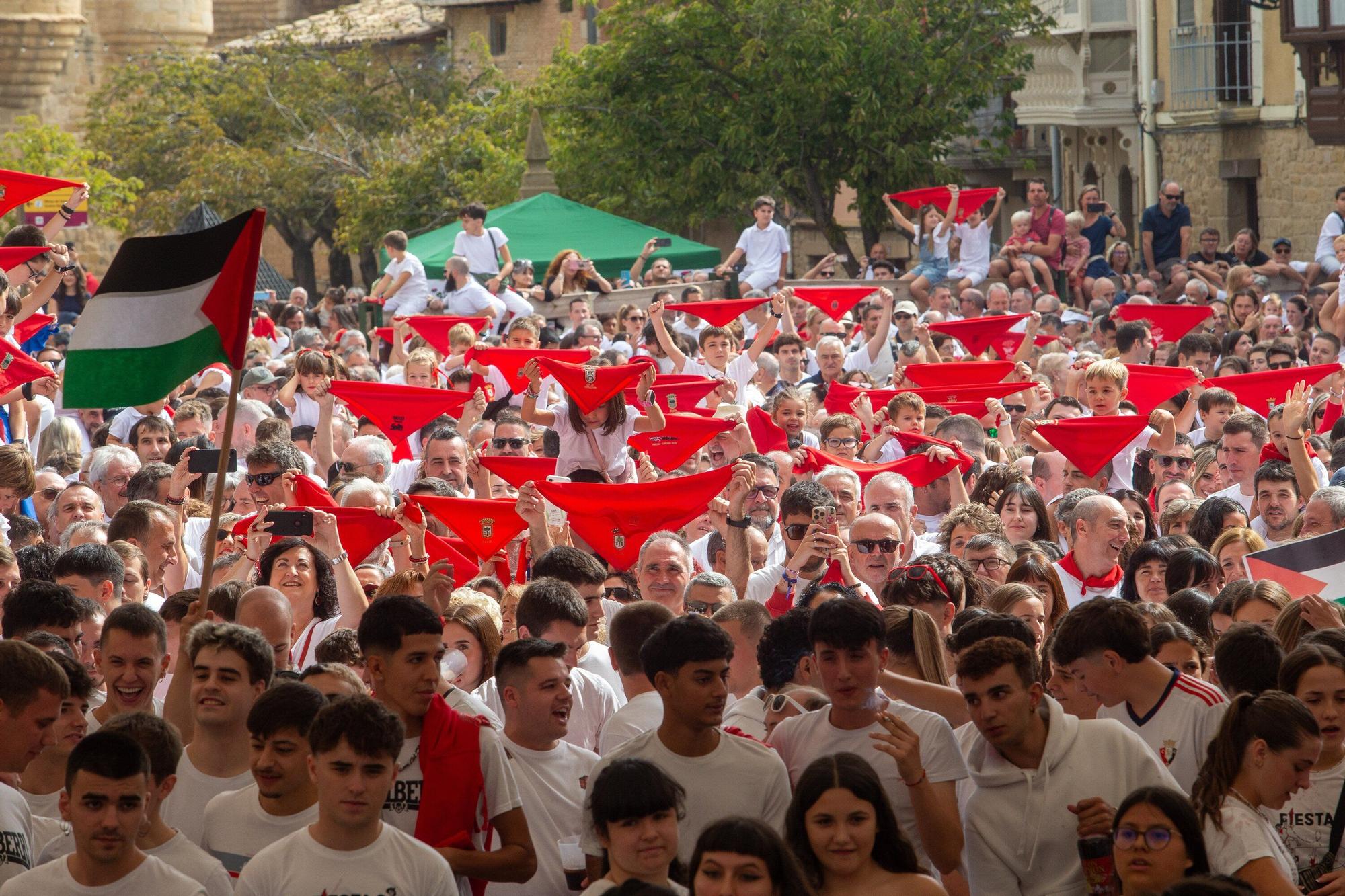 Fotos del cohete de fiestas de Olite 2025