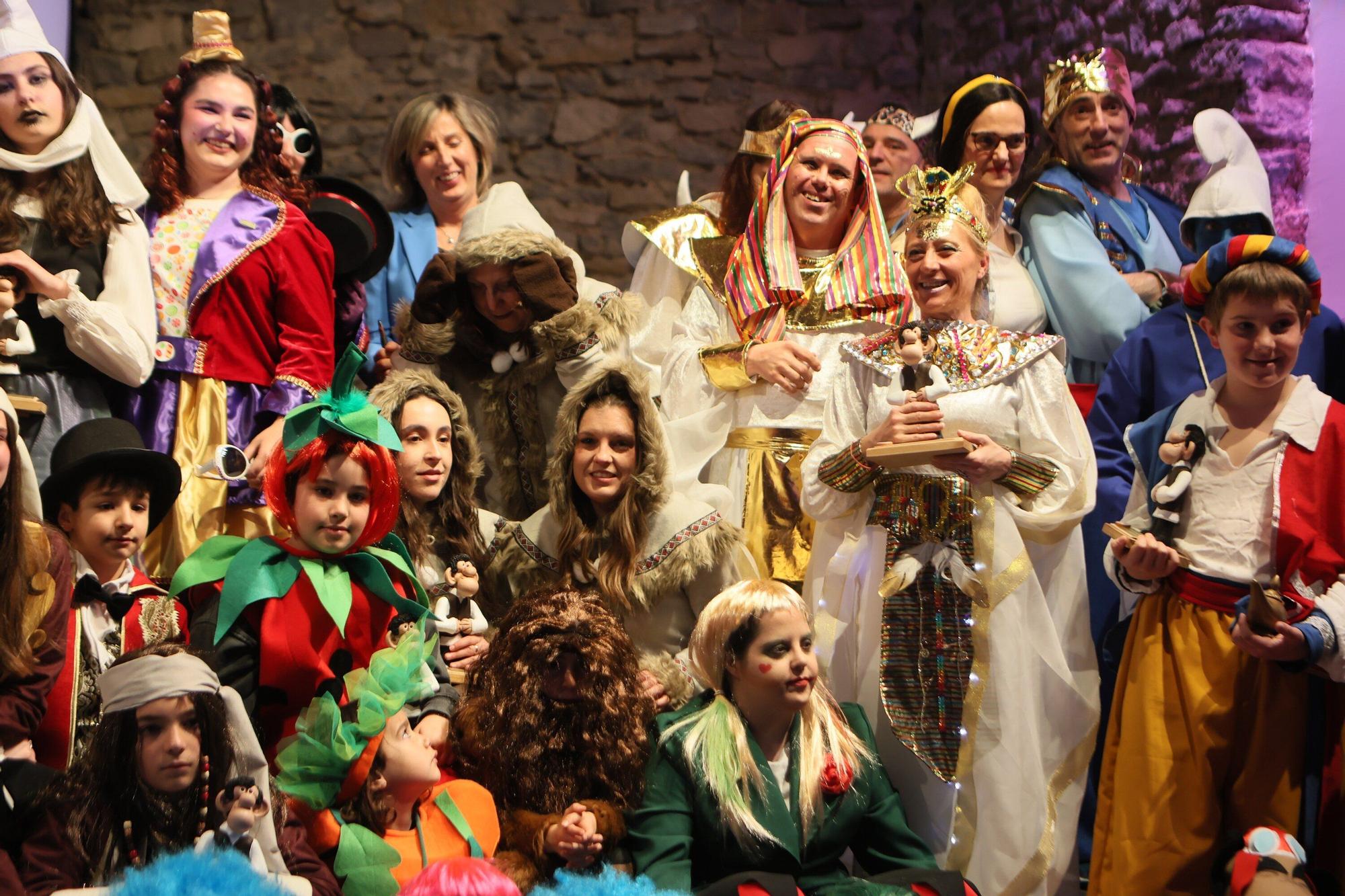 En imágenes: Presentación de Carnaval de las comparsas en el Palacio Villa Suso