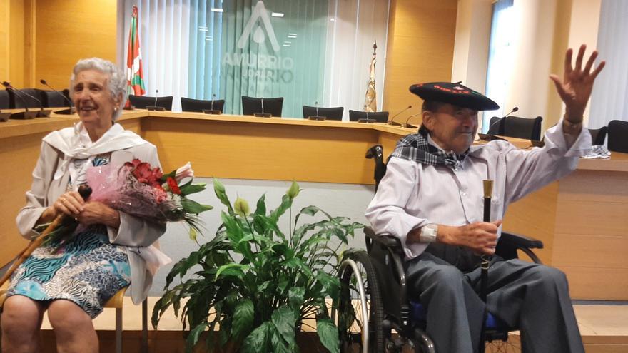 Colectivos infantil y veterano mantienen alto el listón festivo en Amurrio