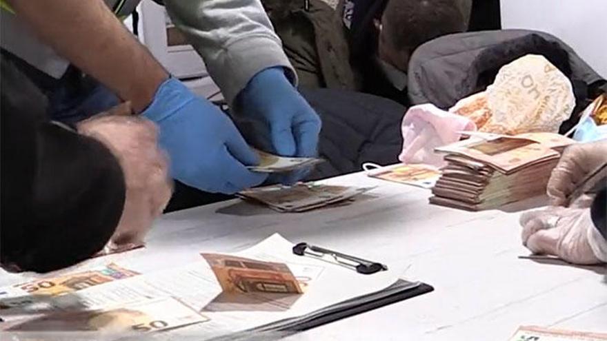 En la operación se han detenido a 14 personas.