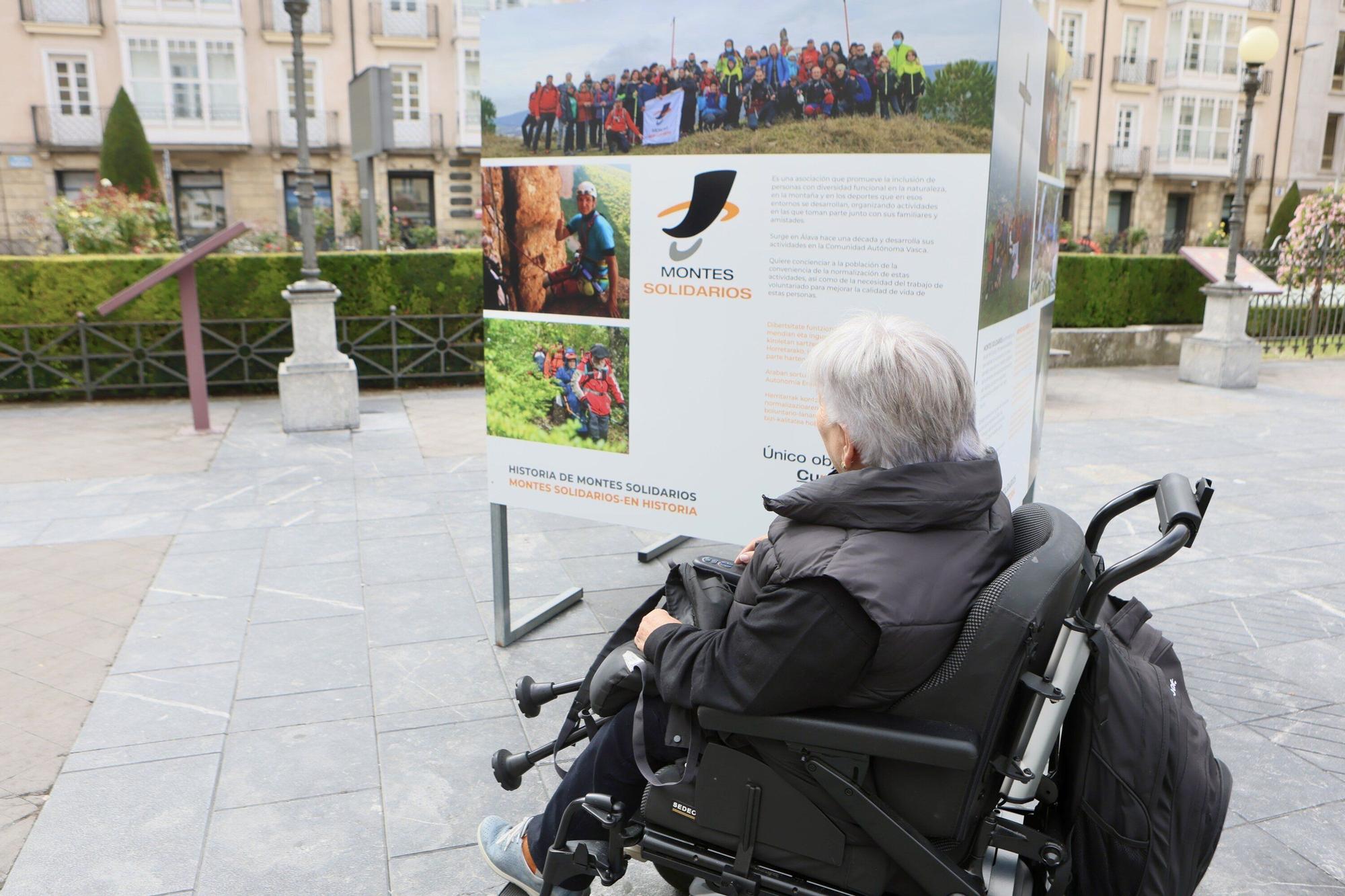 En imágenes: Inauguración de la exposición ‘Cumplir sueños’ por el décimo aniversario de la fundación de Montes Solidarios