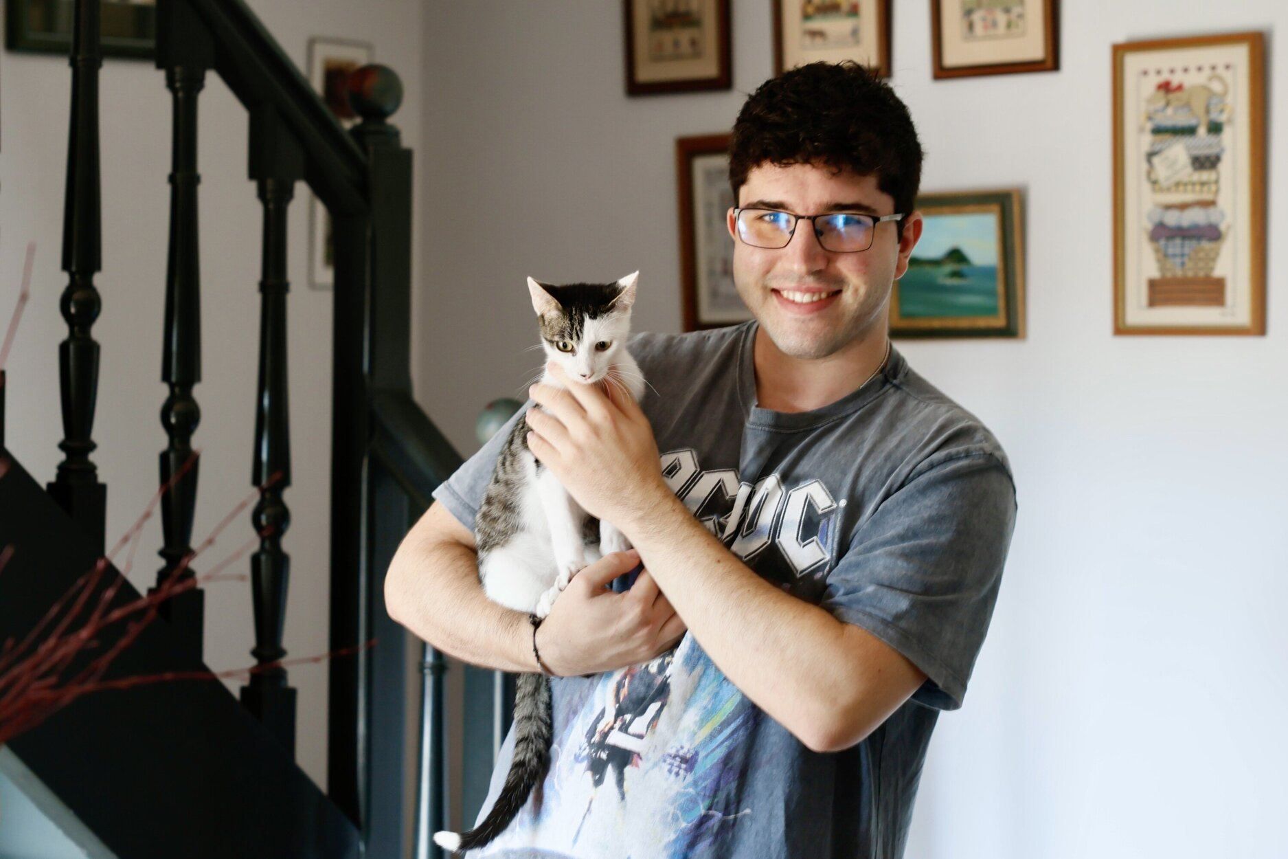 Caramazza ha adoptado a Vitto, un gatito de cuatro meses que ha recibido su nombre en honor a Vitto Corleone