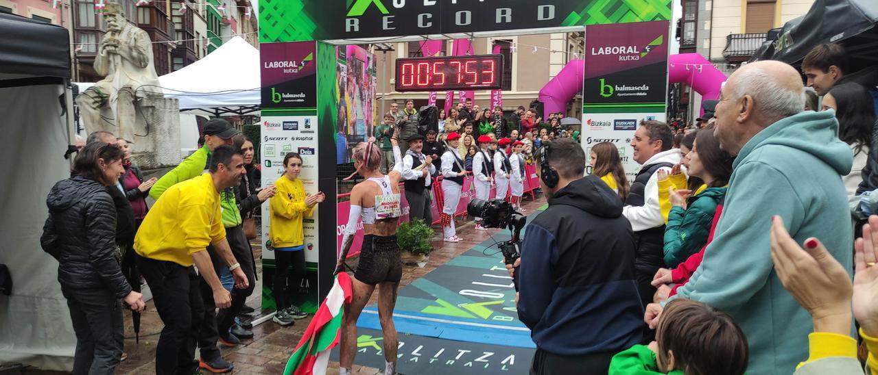 En imágenes: mérito de hilar juntos el pueblo en Enkarterri