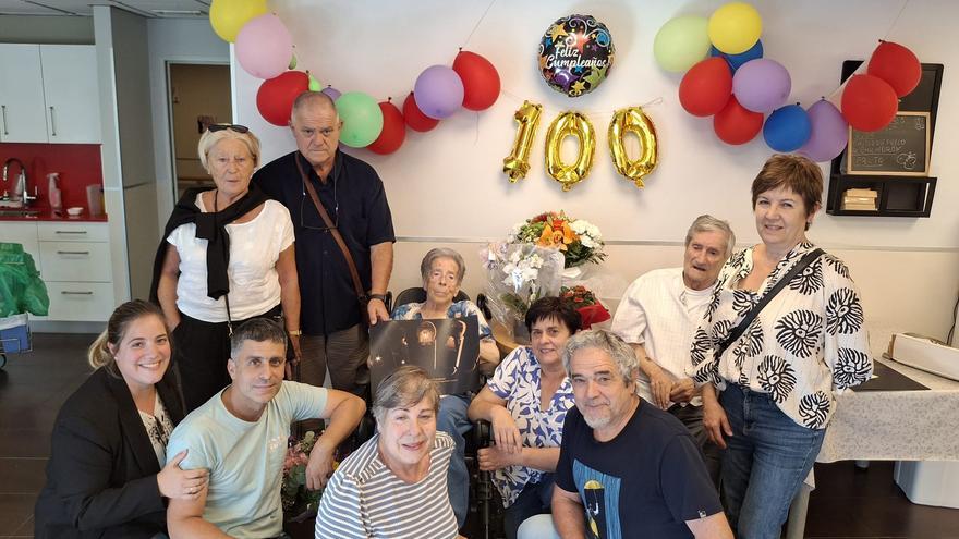 La zumarragarra Mertxe Aristegi ha cumplido 100 años